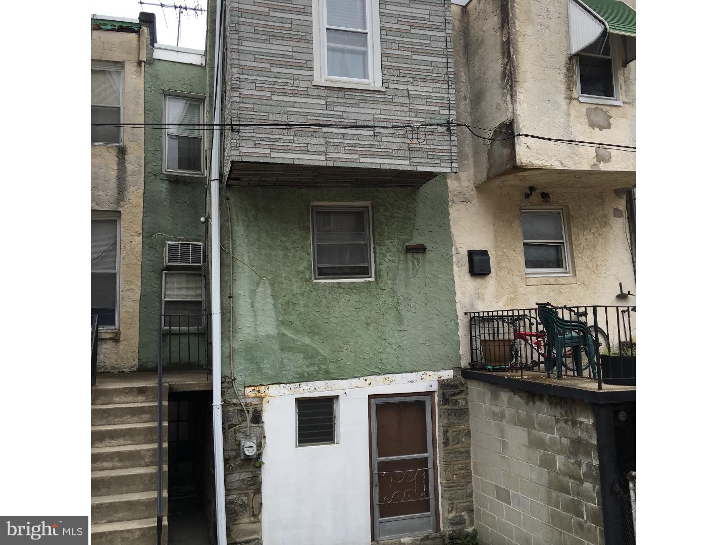 725 Edgemore Road Philadelphia, PA 19151 - Photo 1 of 12 Gallery Image 1