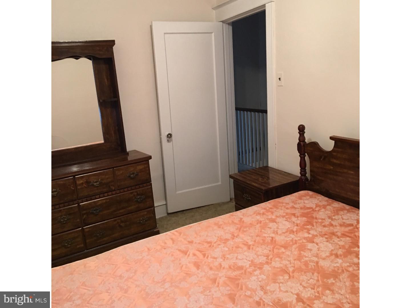 725 Edgemore Road Philadelphia, PA 19151 - Photo 10 of 12 Gallery Image 10