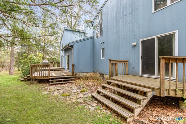 $849,000 | 54 Rock Hill Road, Woodbridge, CT 06525