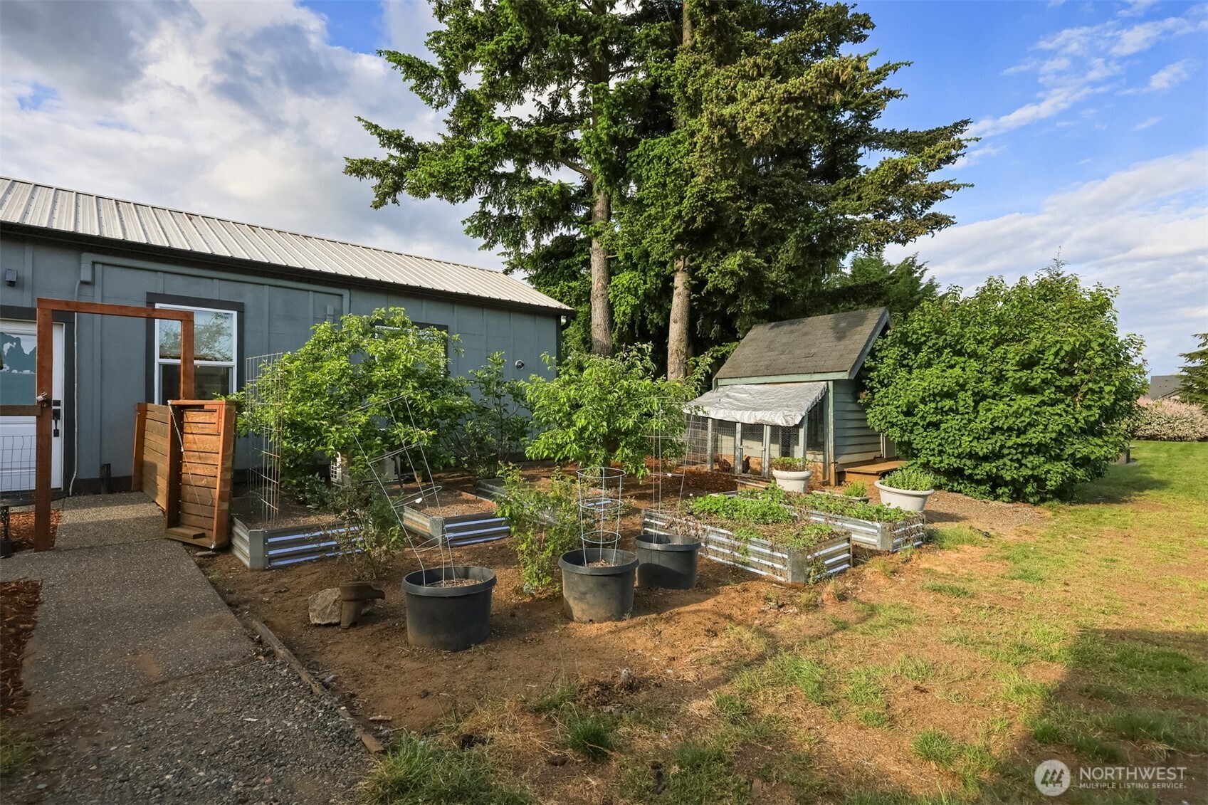 8808 Line Road Lynden, WA 98264 - Photo 28 of 36