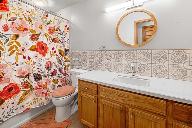 $382,000 | N96W14141 Knollcrest Circle, Germantown, WI 53022