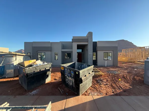 $1,323,000 | 564 West 80 South, Ivins, UT 84738