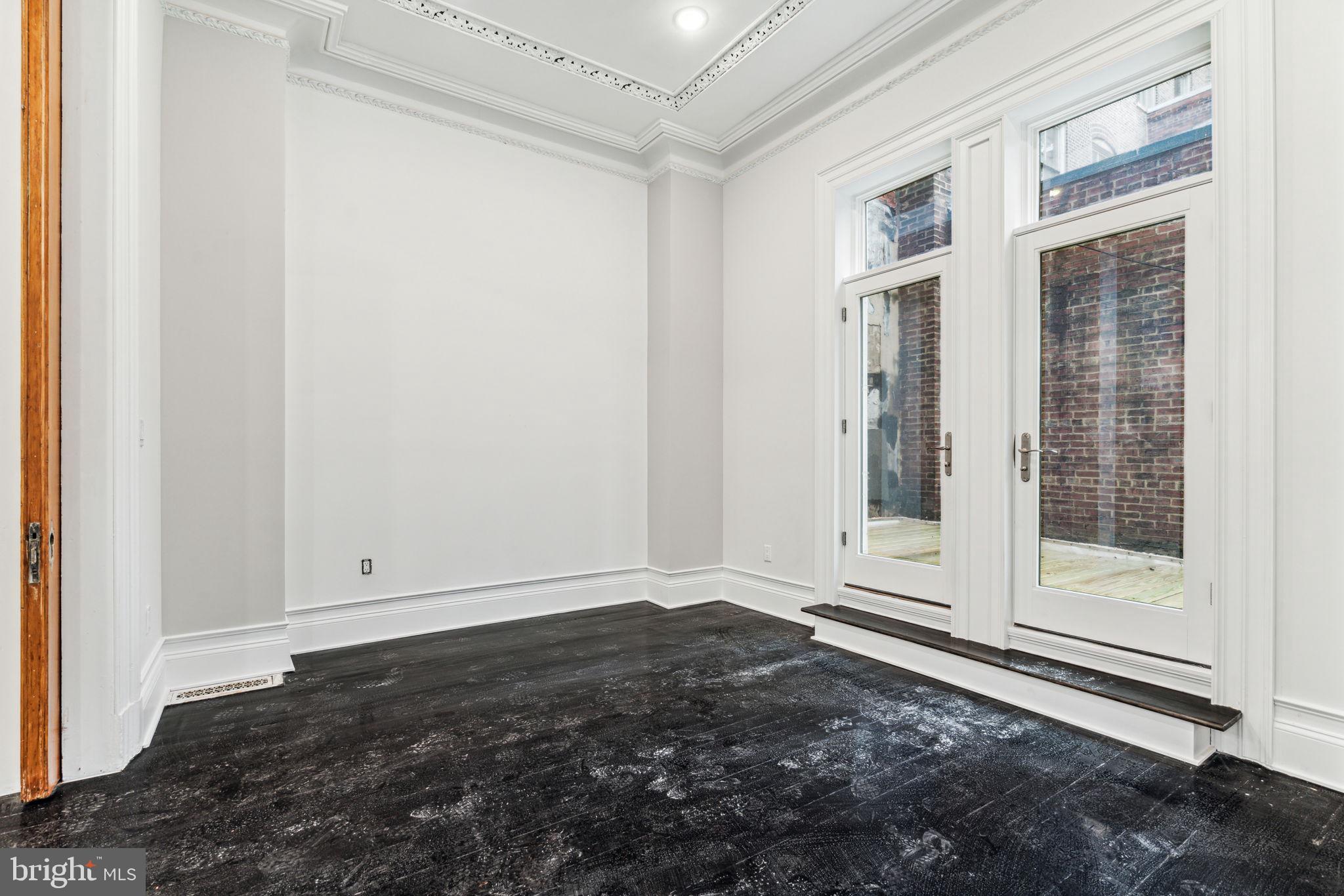 1822 Chestnut Street, Unit 2R Philadelphia, PA 19103 - Photo 5 of 11