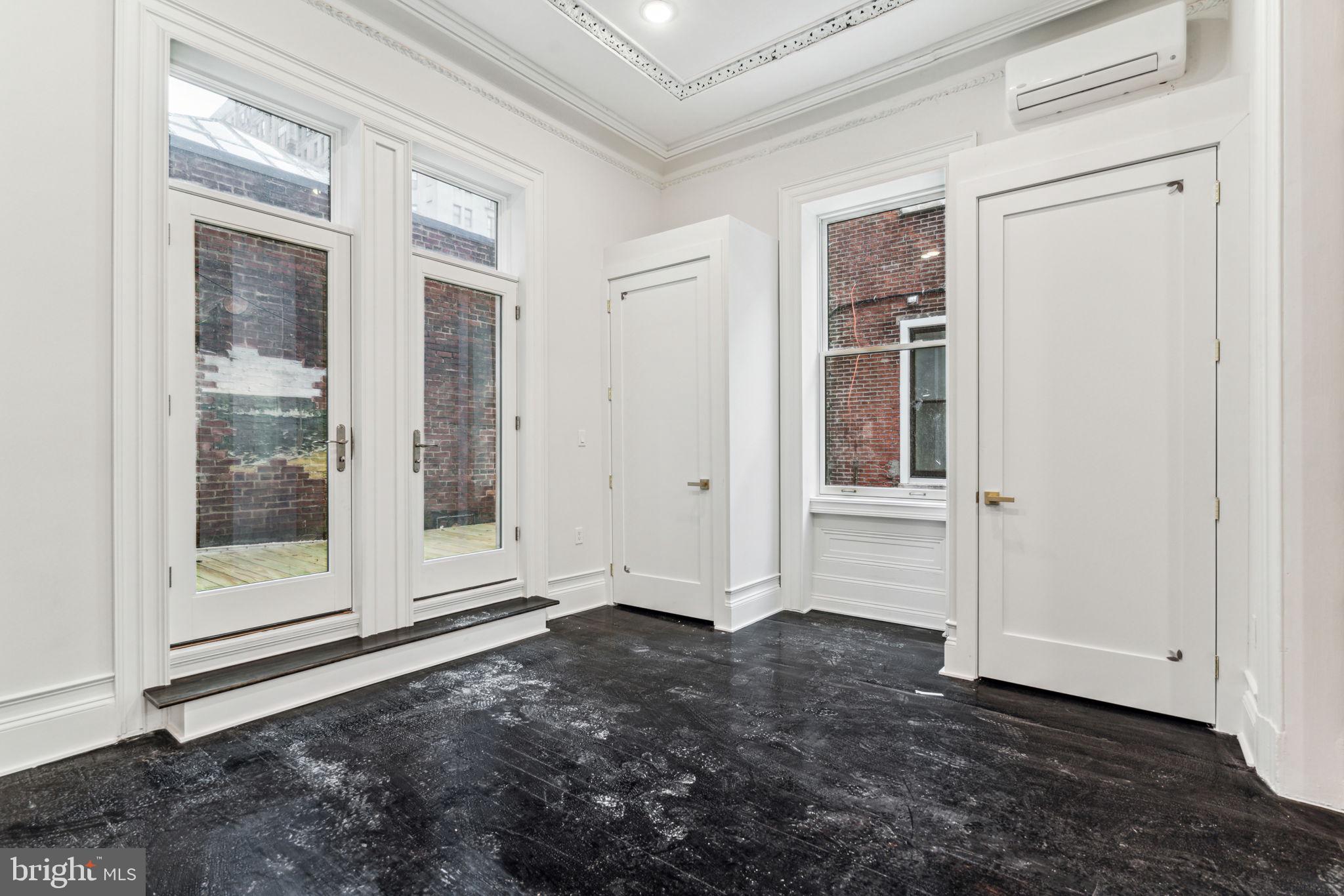 1822 Chestnut Street, Unit 2R Philadelphia, PA 19103 - Photo 6 of 11