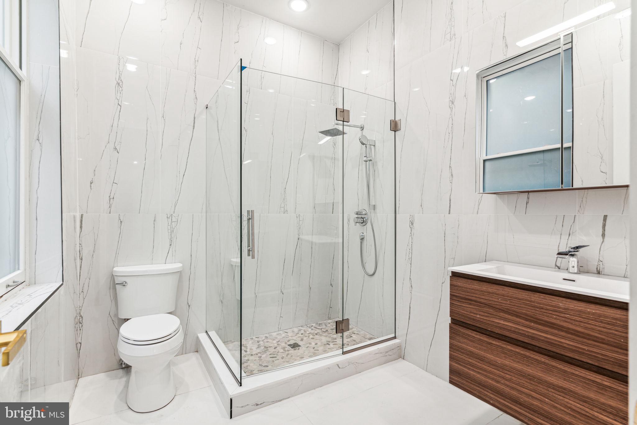 1822 Chestnut Street, Unit 2R Philadelphia, PA 19103 - Photo 8 of 11