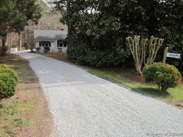 10411 Buckley Hall Road Mathews, VA 23109 - Photo 2 of 24