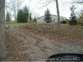 0 Box 89b Le Raysville, PA 18829 - Photo 1 of 4 a view of a yard covered with trees