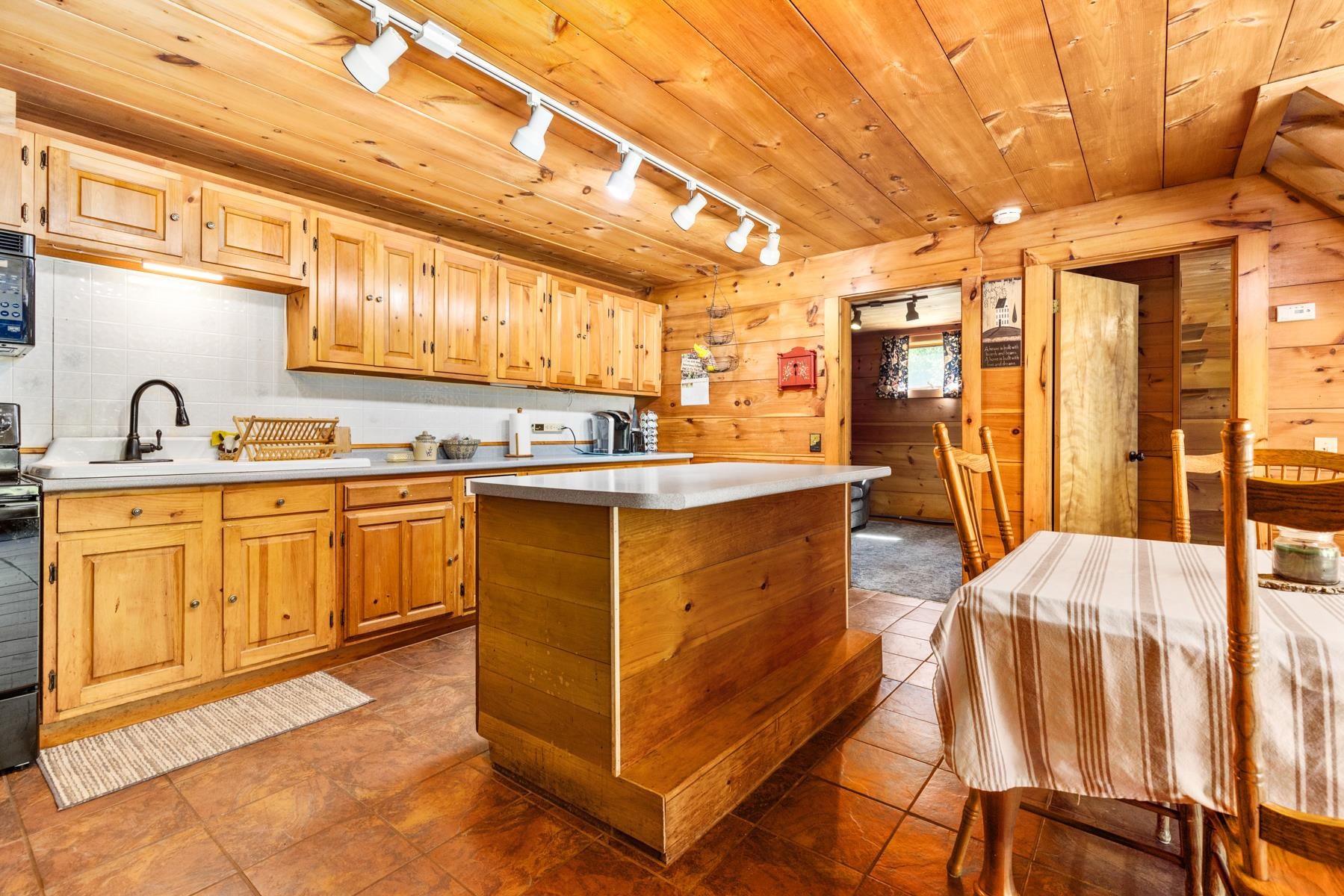 100 Flagg Road Rochester, NH 03839 - Photo 1 of 26