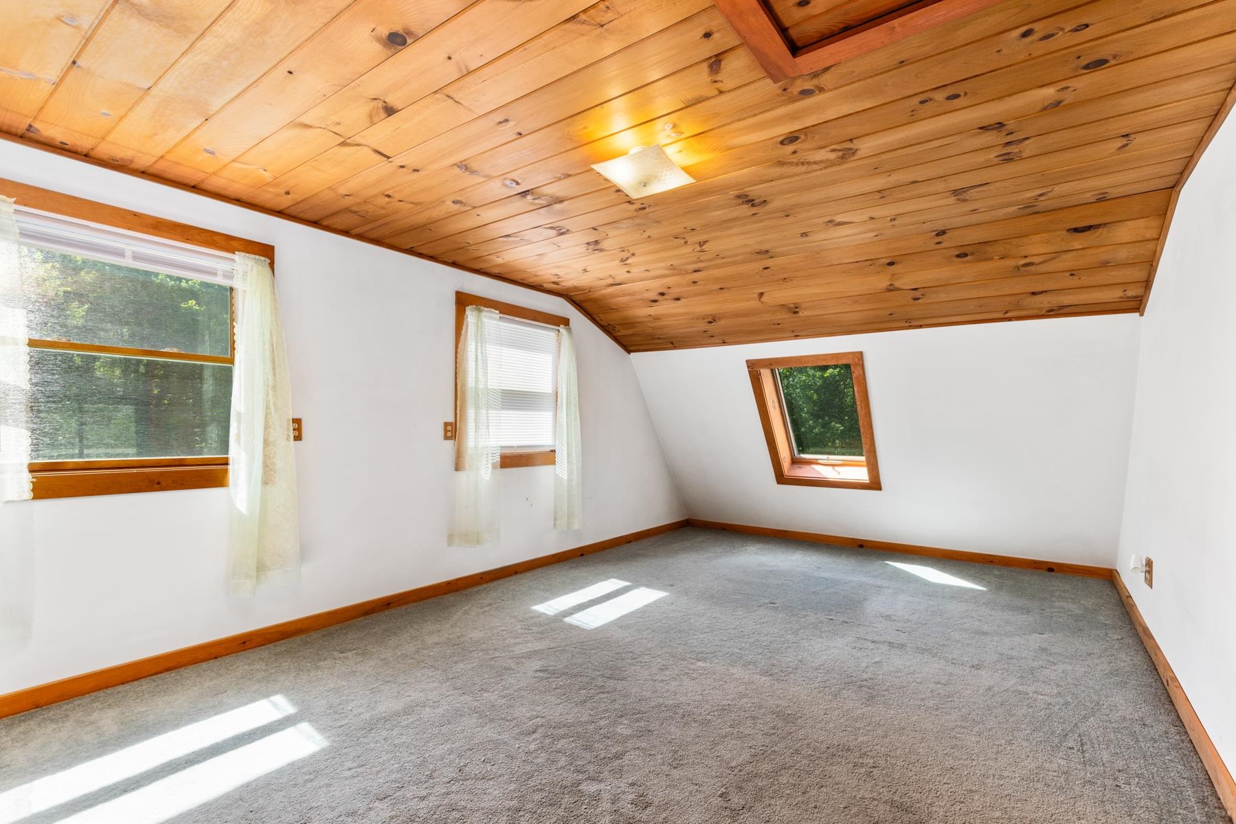 100 Flagg Road Rochester, NH 03839 - Photo 15 of 26