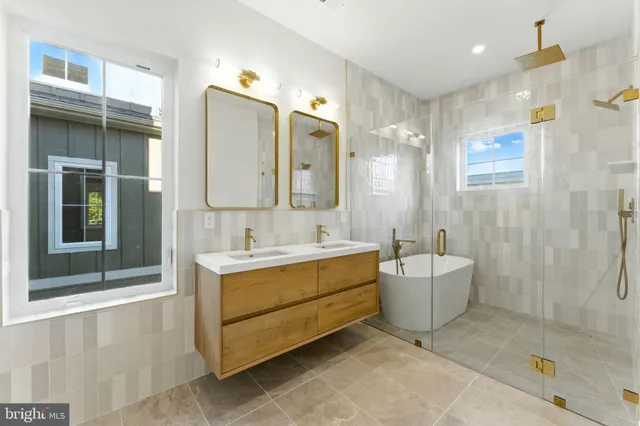 $1,695,000 | 1235 Franklin Street Northeast, Washington, DC 20017