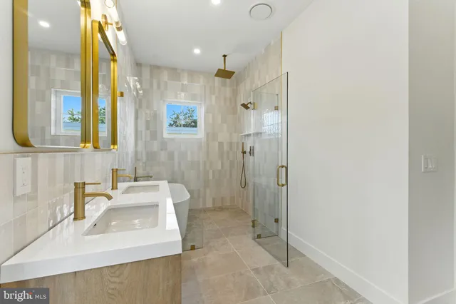 $1,695,000 | 1235 Franklin Street Northeast, Washington, DC 20017
