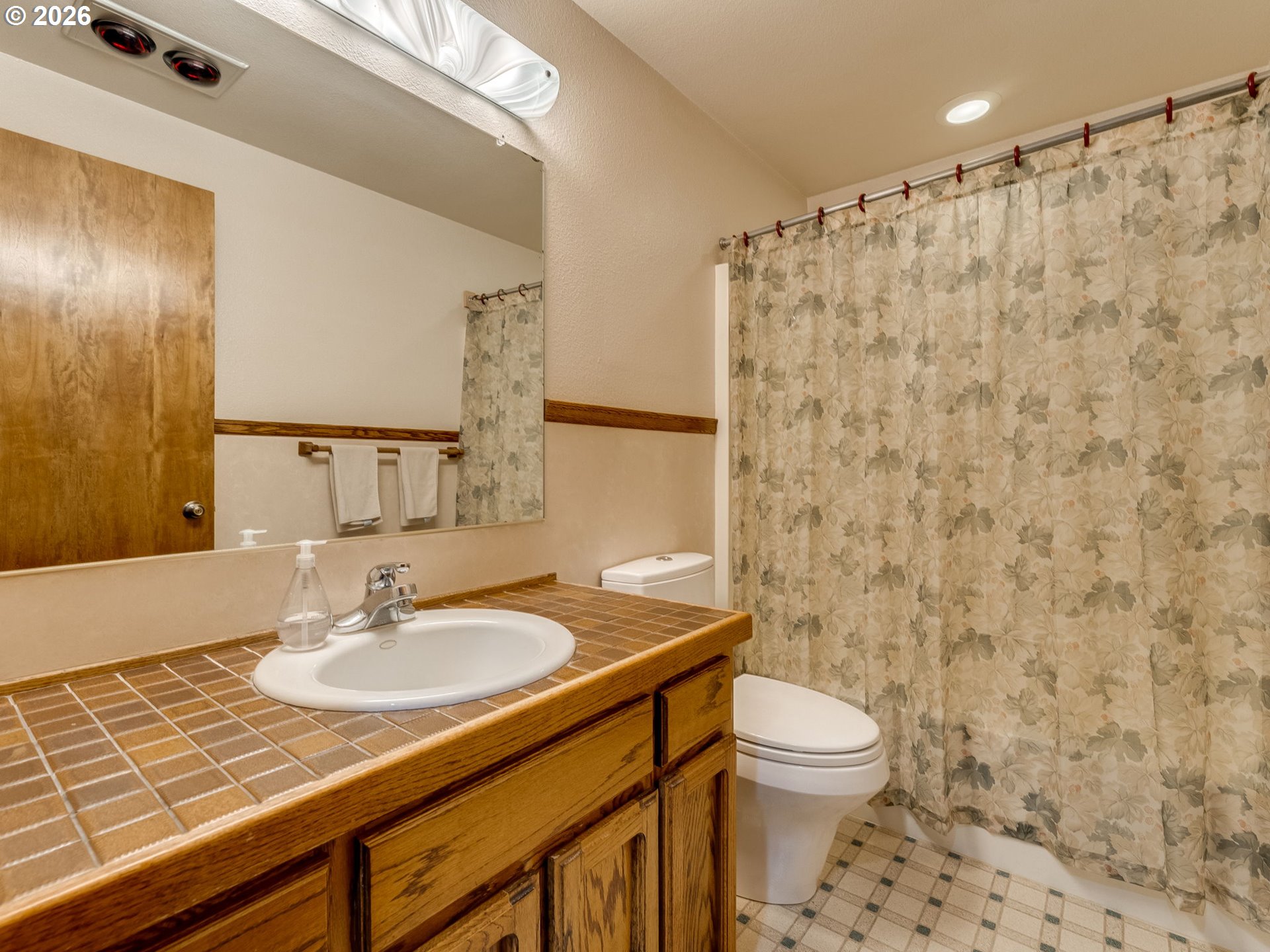 13212 Northeast Powell Road Brush Prairie, WA 98606 - Photo 31 of 48 Bathroom
