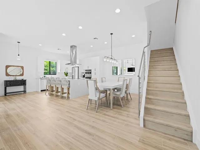 $1,215,000 | 1446 Southwest 23rd Street, Fort Lauderdale, FL 33315