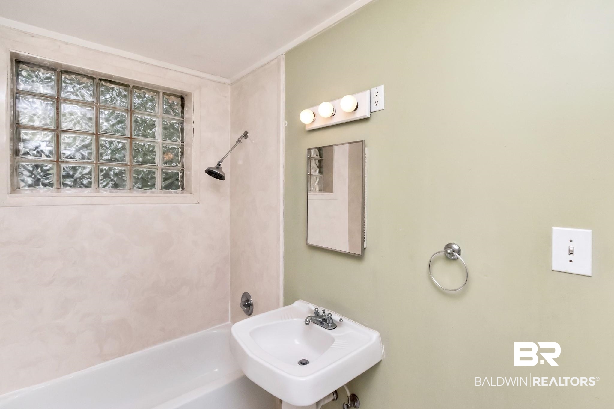 103 Florence Place Mobile, AL 36607 - Photo 18 of 21