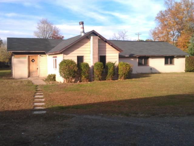 1724 Barron Lake Road Niles, MI 49120 - Photo 1 of 6 Primary Photo