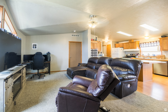 404 West 2100th Street South Vernal, UT 84078 - Photo 2 of 15