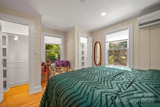 a utility room with sink dryer and washer
