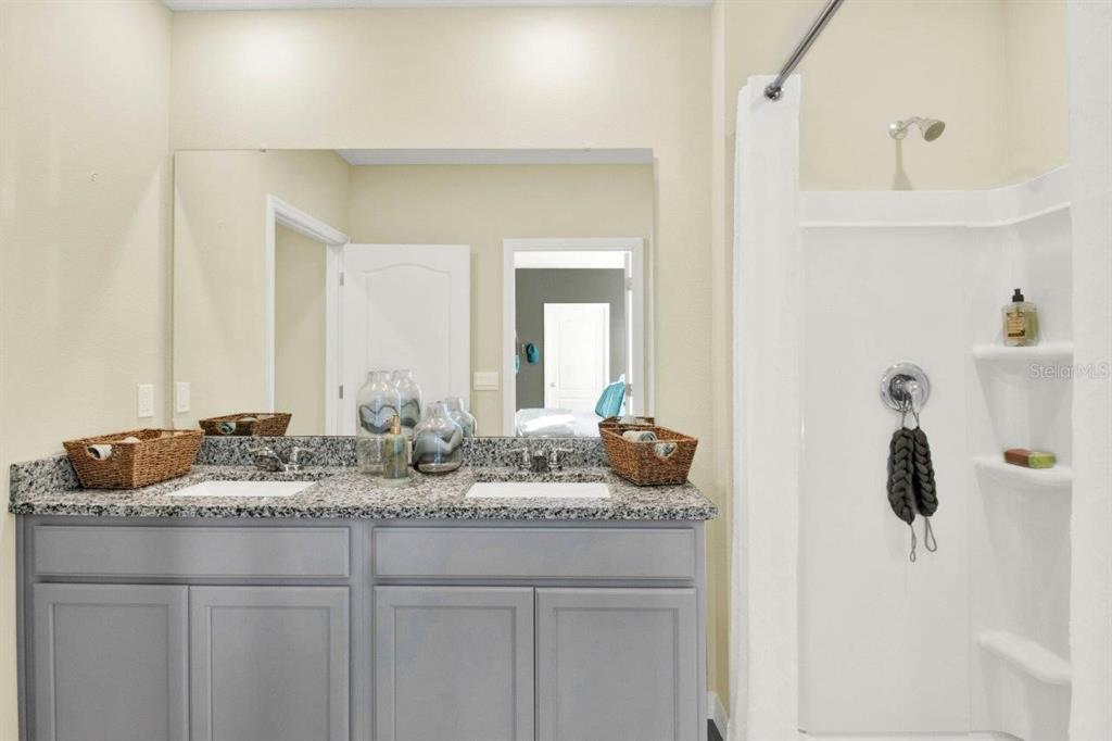 4263 Fennec Fox Way Lakeland, FL 33810 - Photo 17 of 26