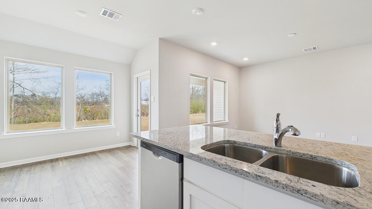 162 Reid Drive Sunset, LA 70584 - Photo 10 of 31 X40 Ashburn - White - 10