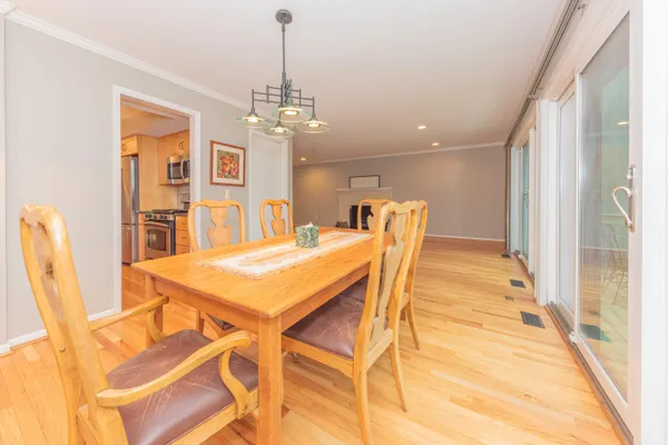 $450,000 | 2172 Overlook Court, Ann Arbor, MI 48103