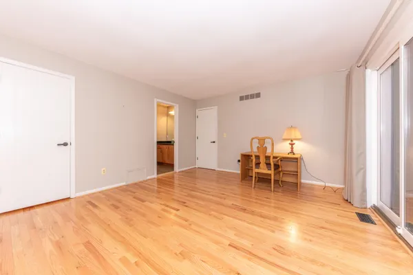 $450,000 | 2172 Overlook Court, Ann Arbor, MI 48103