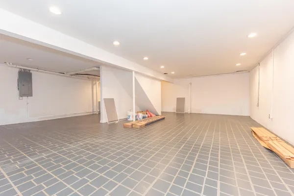 $450,000 | 2172 Overlook Court, Ann Arbor, MI 48103