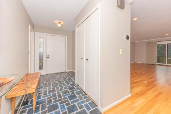 $450,000 | 2172 Overlook Court, Ann Arbor, MI 48103