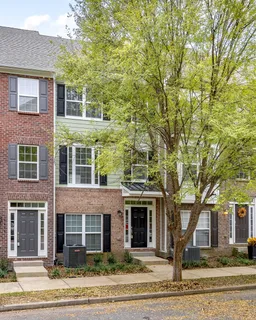 $375,000 | 8222 Lenox Creekside Drive, Nashville, TN 37211
