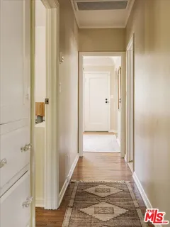 $1,125,000 | 1961 Queensberry Road, Pasadena, CA 91104