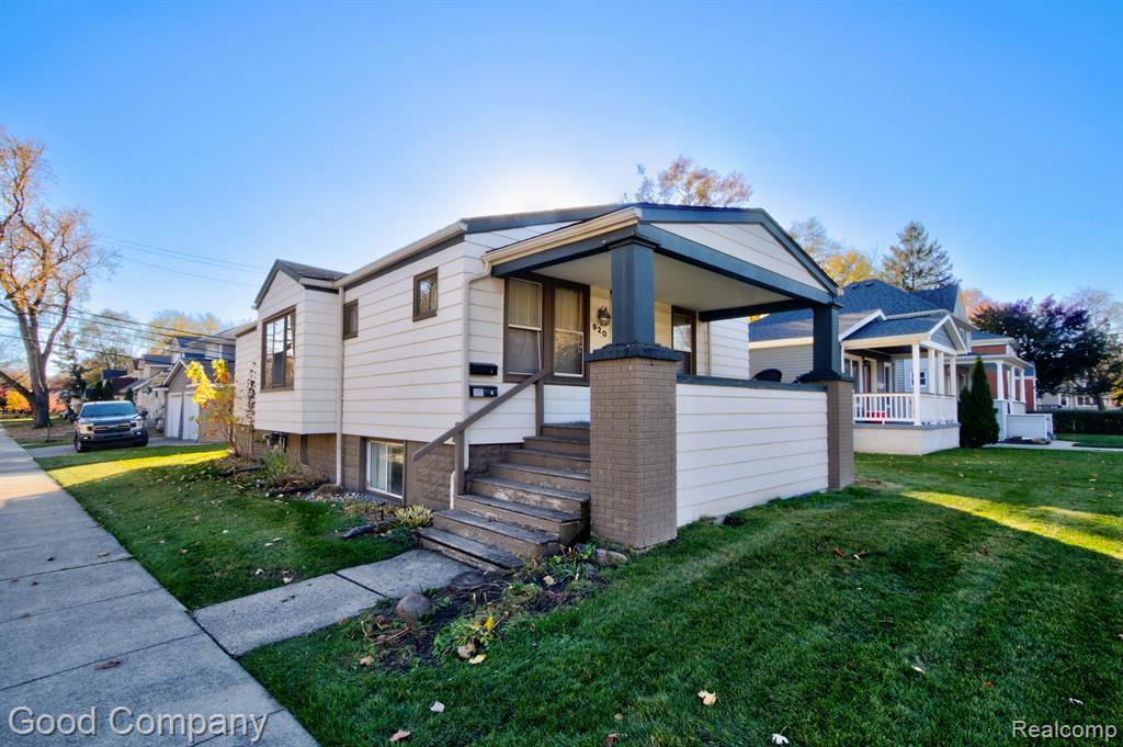 920 East Lincoln Avenue Royal Oak, MI 48067 - Photo 30 of 35
