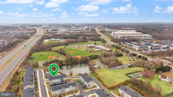 $647,500 | 14532 Alsace Lane, Gainesville, VA 20155