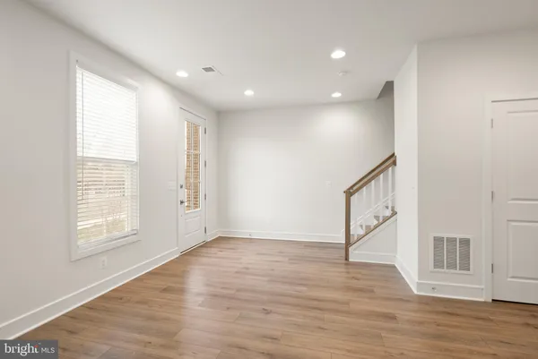 $647,500 | 14532 Alsace Lane, Gainesville, VA 20155