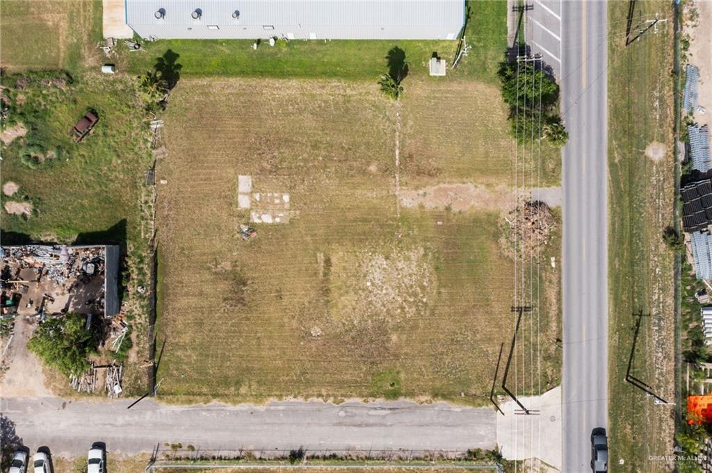 304 East Eldora Road Pharr, TX 78577 - Photo 6 of 10 a bathroom with a shower