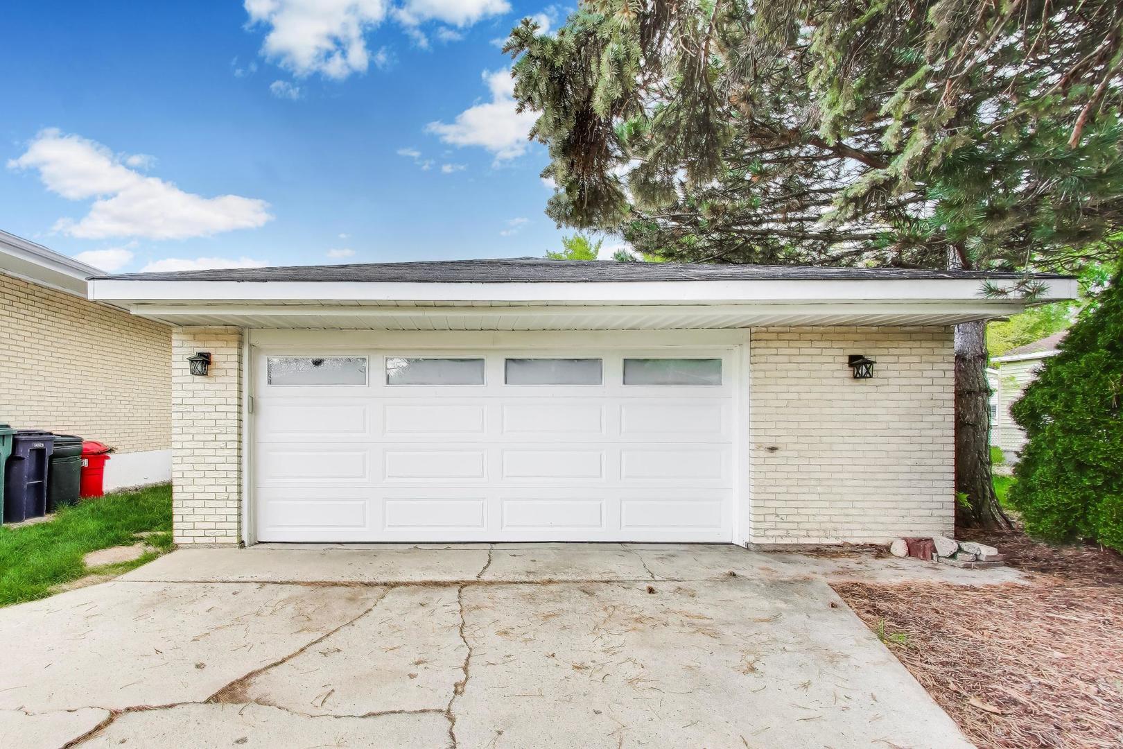 345 East View Street Lombard, IL 60148 - Photo 4 of 38
