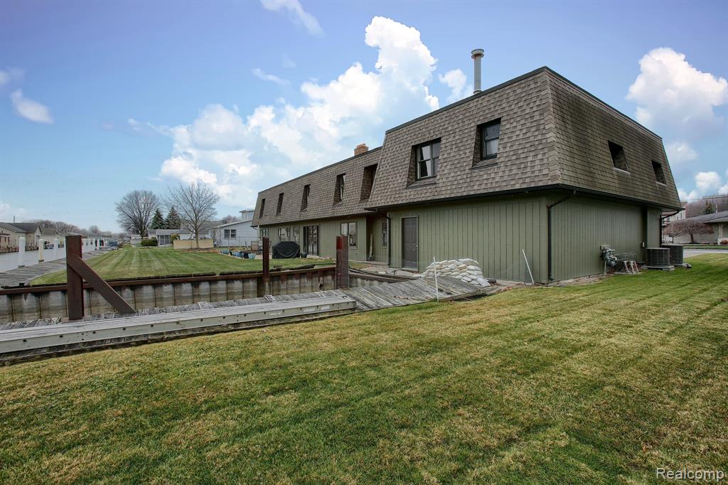 46070 Edgewater Street Chesterfield, MI 48047 - Photo 58 of 65