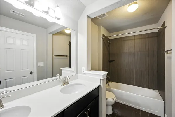 $469,990 | 2304 South Lakeline Boulevard, Unit 501, Cedar Park, TX 78613