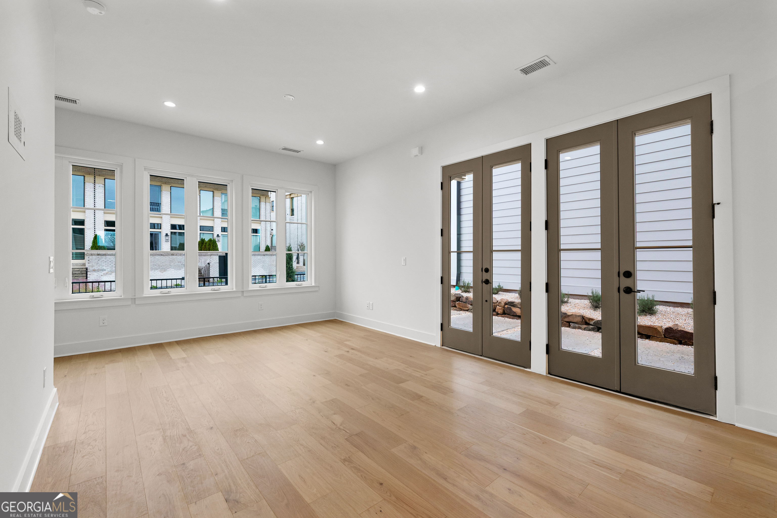 235 Rolison Way Fayetteville, GA 30214 - Photo 8 of 44