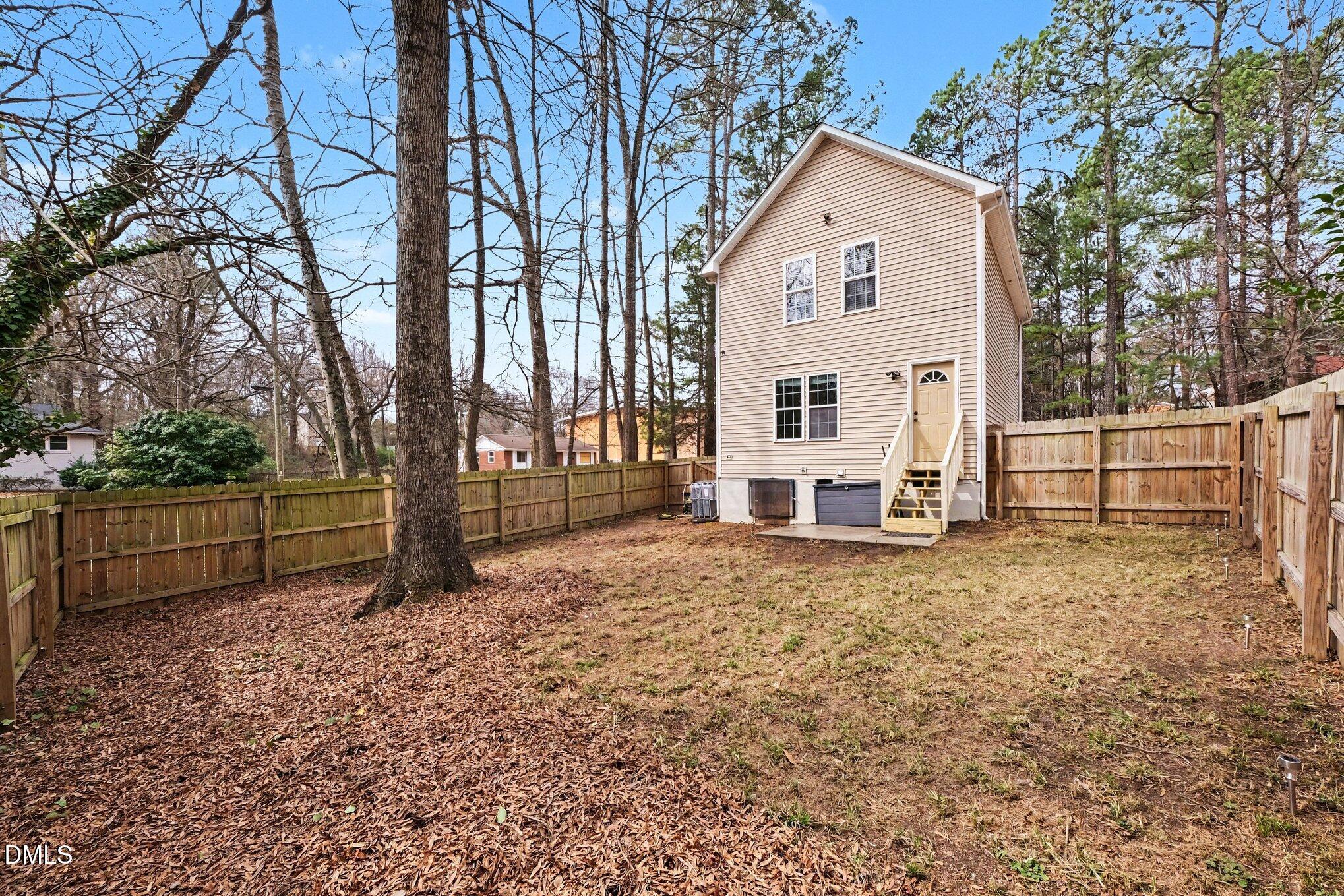 702 Brye Street Durham, NC 27703 - Photo 25 of 32 026_file_9061