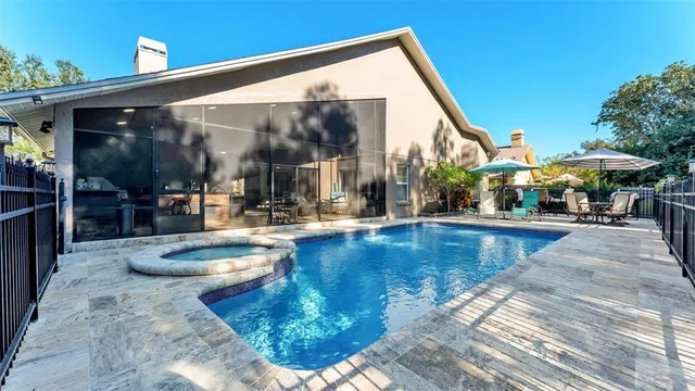 $850,000 | 8710 Tantallon Circle, Tampa, FL 33647