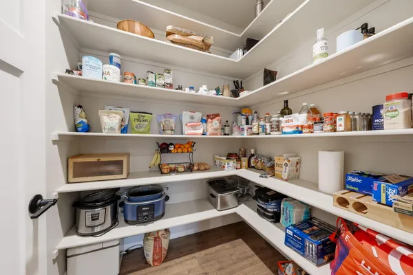 $750,000 | 6685 Scenic Oak Court, Redding, CA 96002