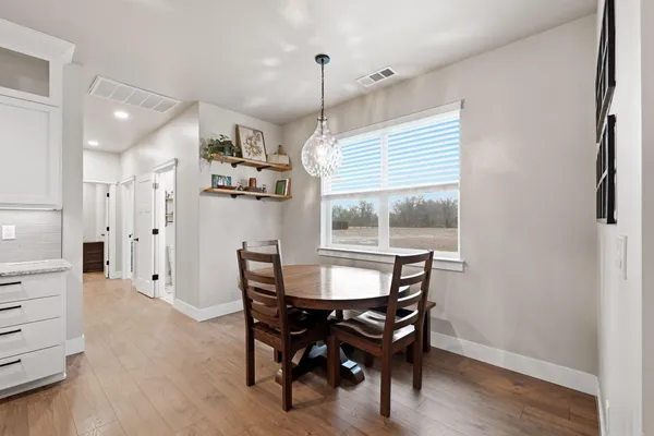 $750,000 | 6685 Scenic Oak Court, Redding, CA 96002