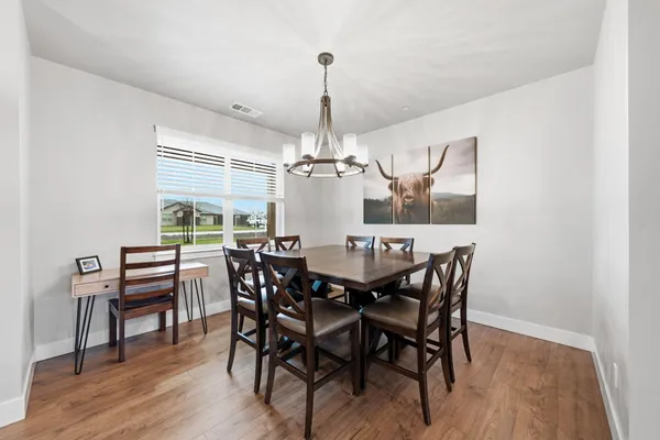 $750,000 | 6685 Scenic Oak Court, Redding, CA 96002