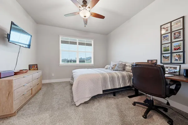 $750,000 | 6685 Scenic Oak Court, Redding, CA 96002