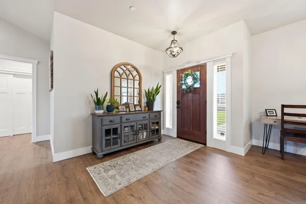 $750,000 | 6685 Scenic Oak Court, Redding, CA 96002