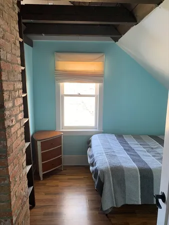 $3,300 | 5 Chestnut Street, Newburyport, MA 01950