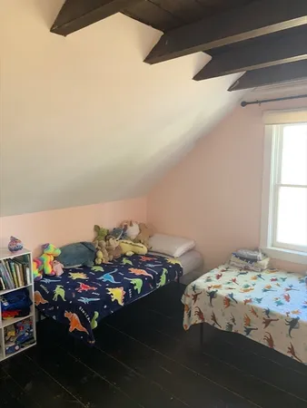 $3,300 | 5 Chestnut Street, Newburyport, MA 01950