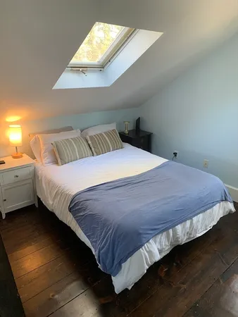 $3,300 | 5 Chestnut Street, Newburyport, MA 01950