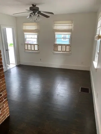 $3,300 | 5 Chestnut Street, Newburyport, MA 01950