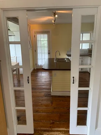 $3,300 | 5 Chestnut Street, Newburyport, MA 01950