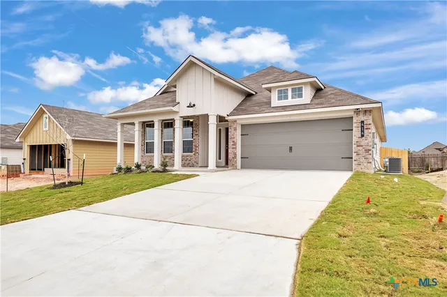 $269,900 | 414 University Avenue, Troy, TX 76579